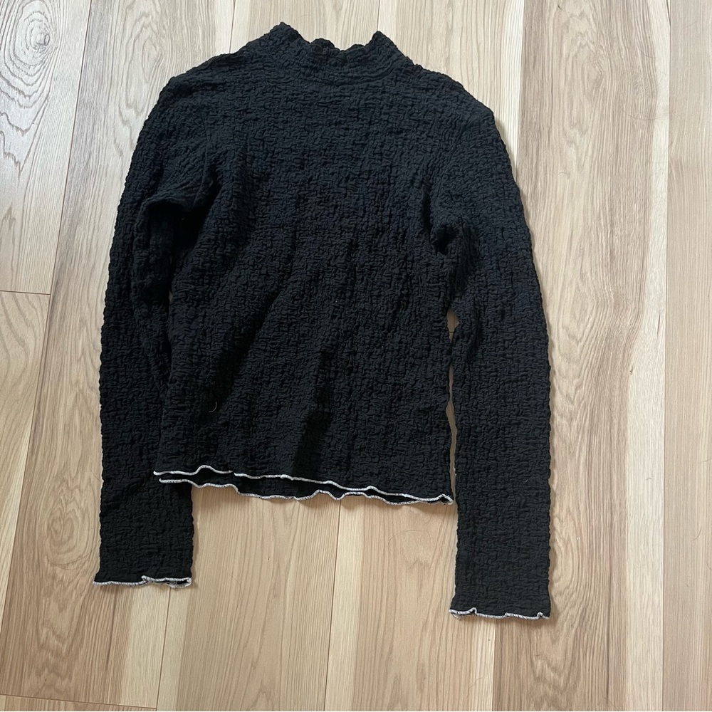 Textured mock neck top - Picture 4 of 4